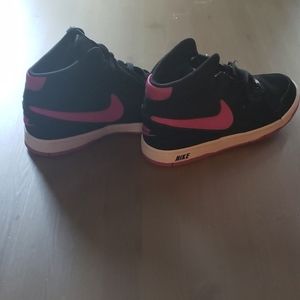 Nike women's sneakers
